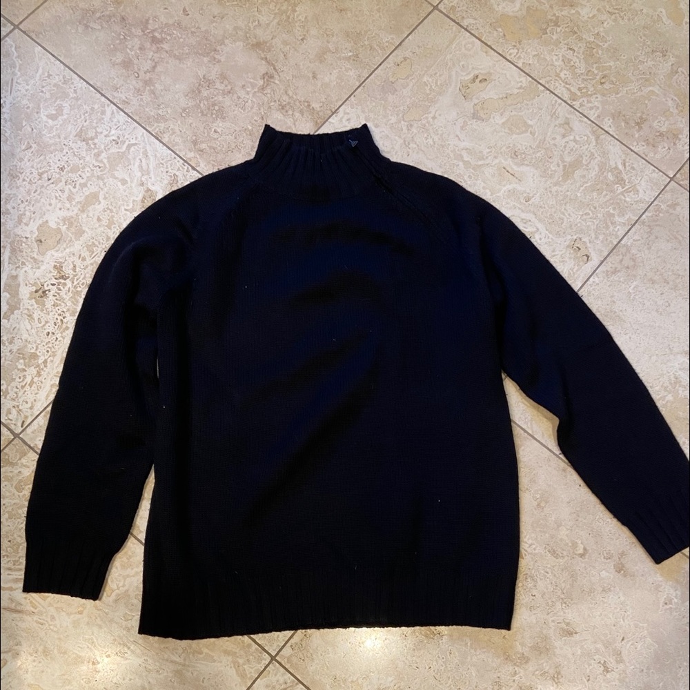 Men’s banana republic sweater black